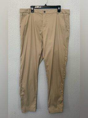 Lululemon Commission Pant Classic size 38, inseam 34”